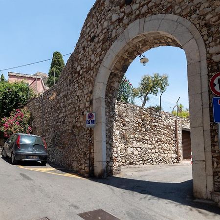 Taozen Apartments Taormina Eksteriør bilde