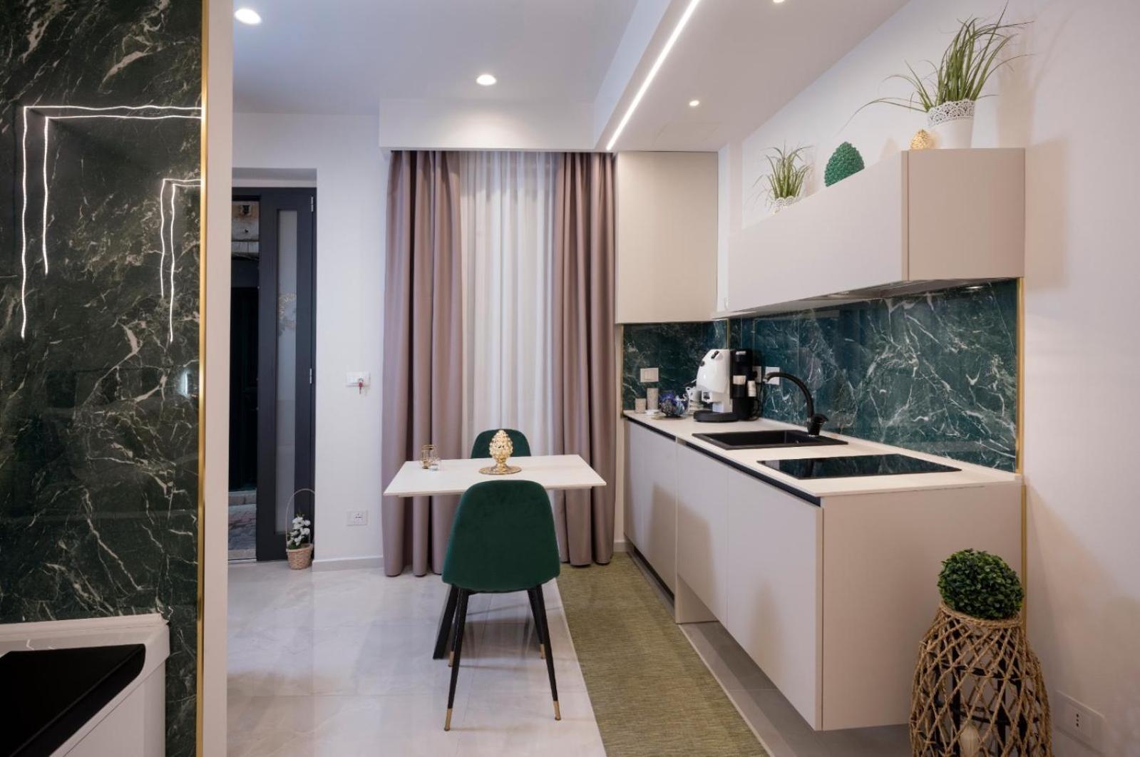 Taozen Apartments Taormina Eksteriør bilde