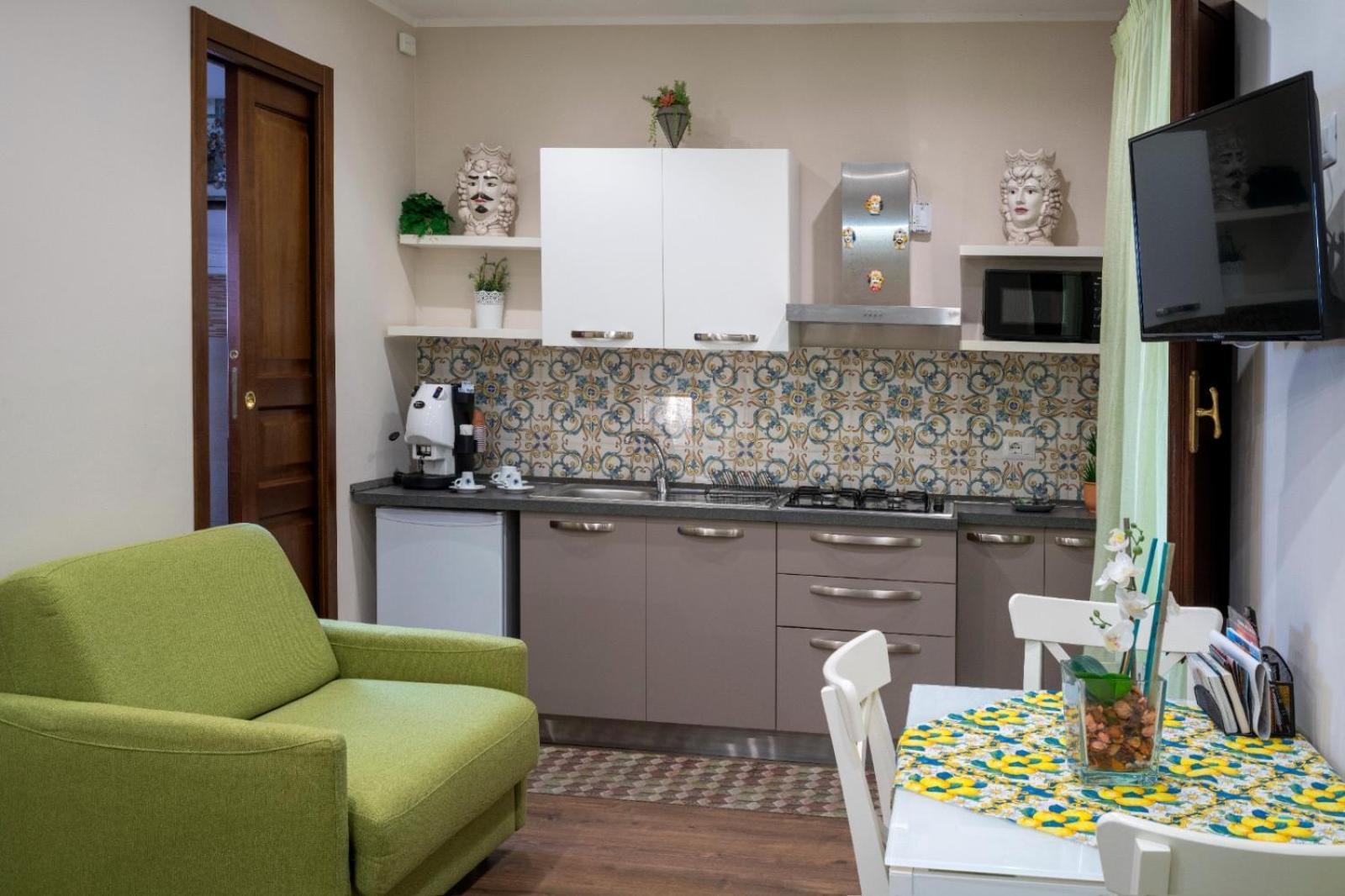 Taozen Apartments Taormina Eksteriør bilde